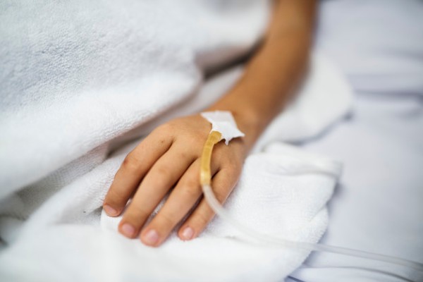 167 de copii din Romania sunt internati din cauza infectiei cu noul coronavirus. Ministrul anunta noi masuri pentru spitale