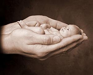 Dorna sustine Salvati Copiii, in problema nascutilor prematur