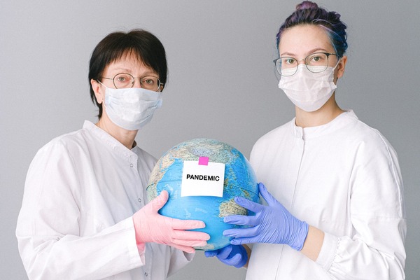 Afaceri profitabile in pandemie: Laboratoarele de analize medicale