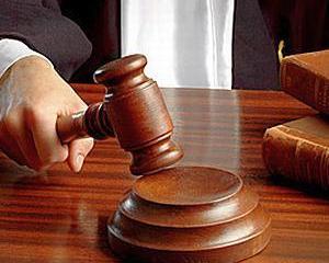 Curtea Constitutionala va decide maine daca tortionarii scapa de procese