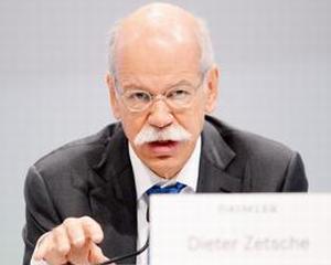 CEO-ul Daimler a primit un salariu de 8,2 milioane euro in 2013
