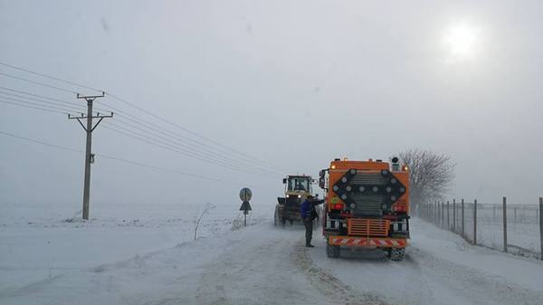 Consiliul Concurentei atrage atentia ca intarzierea licitatiilor scumpeste sarea pentru deszapezire