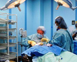 Dosarul operatiilor estetice: 16 medici din Bucuresti, urmariti penal