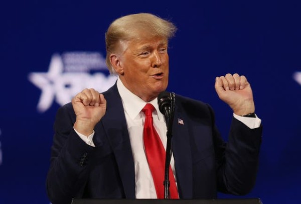 Prima iesire publica a lui Trump, dupa plecarea de la Casa Alba: Calatoria e departe de a se termina. In final, vom castiga