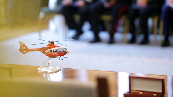 MAI cumpara din fonduri europene 10 elicoptere pentru operatiuni medicale si de cautare-salvare