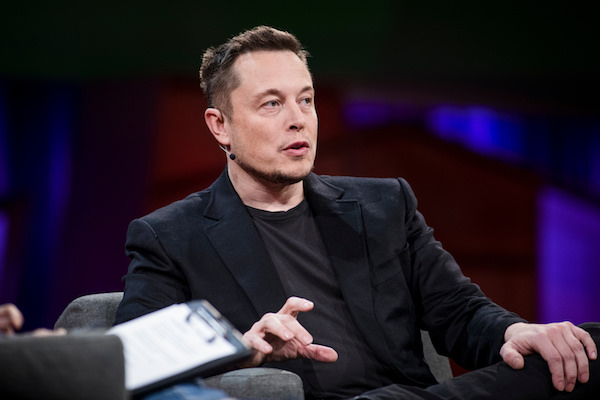 Elon Mask a reusit sa-si scufunde compania pe bursa