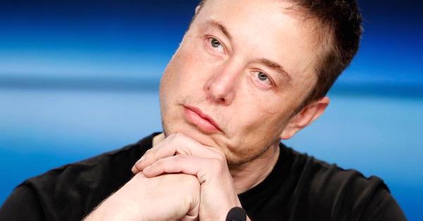 Fabrica lui Elon Musk si-a oprit productia