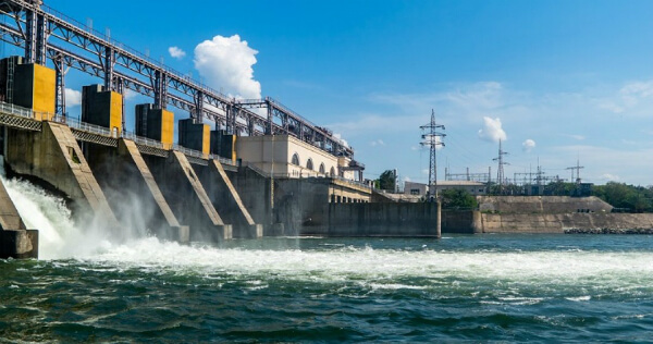 Hidroelectrica a atins pe 25 mai recordul istoric al productiei de energie