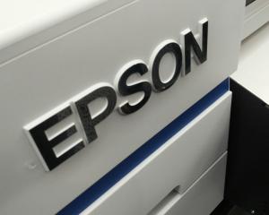 Epson intra pe piata imprimantelor cu sublimare, mizand pe producatorii de obiecte personalizate