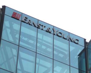 Ernst&Young se rebrand-uieste