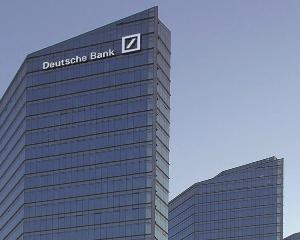 Deutsche Bank: Euro se va prabusi atunci cand criza va lua sfarsit