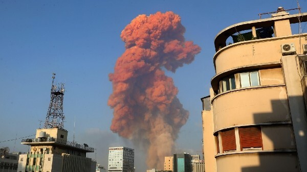 Cladirea Ambasadei Romaniei la Beirut a suferit avarii minore, in urma exploziei de ieri