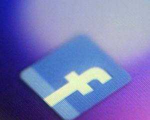 Facebook testeaza un nou buton pentru utilizatori