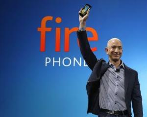 Amazon deschide "focul" asupra rivalilor de la Apple si Google. Care sunt caracteristicile smartphone-ului FIRE