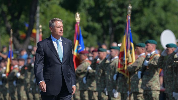 La ordinul presedintelui Klaus Iohannis, Fortele Aeriene Romane se implica in evacuarea romanilor din Afganistan