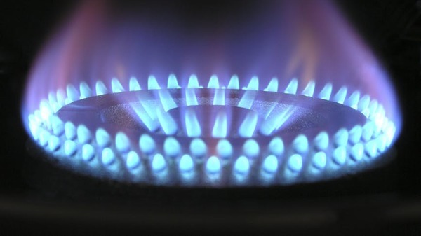 Marii producatori de gaze naturale trebuie sa vanda 40% din productie pe bursa de energie