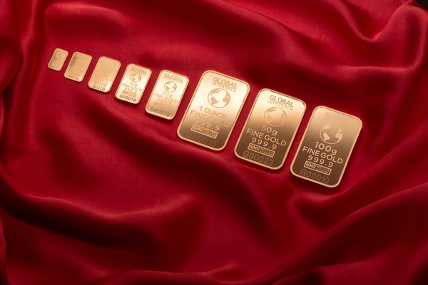 Valutele forte dau un pic inapoi, in timp ce pretul gramului de aur trece de 240 de lei!
