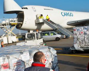Germania trimite 70 de tone de ajutoare umanitare in Filipine