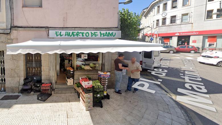 Ca-n filme: lider al mafiei italiene, cautat de 20 de ani, dat de gol de Goole Street View