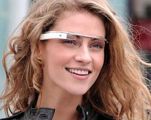 Google Glass scoate pe piata ochelarii inteligenti, dotati cu lentile de vedere