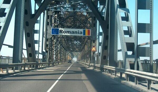 Romania reintroduce carantina pentru persoanele care vin din statele sau zonele de risc epidemiologic