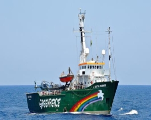 Scandal financiar la Greenpeace: Un angajat a pierdut 3,8 milioane euro