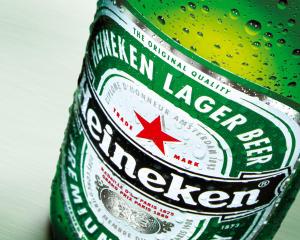 Pentru al patrulea an consecutiv, HEINEKEN sustine comunitatile locale, investind peste 1.3 milioane RON in dezvoltarea lor