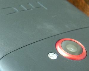 HTC doreste sa-si externalizeze productia de smartphone-uri