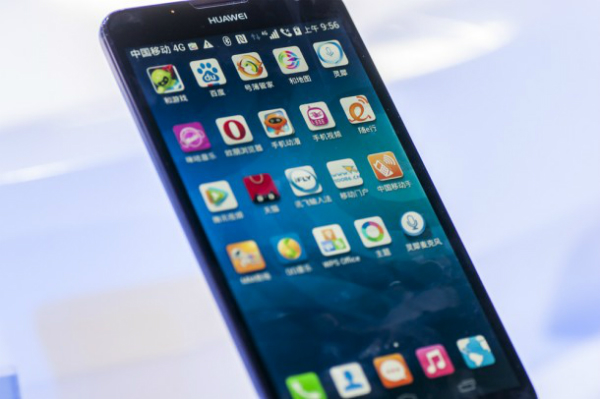 Se vor interzice smartphone-urile Huawei si ZTE?