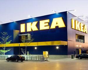 2 produse IKEA prezinta risc de soc electric: clientii sunt rugati sa le inapoieze imediat
