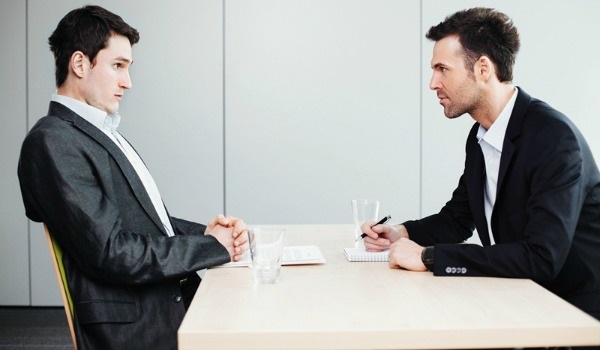 Interviul de angajare. 10 intrebari care pun candidatul in dificultate