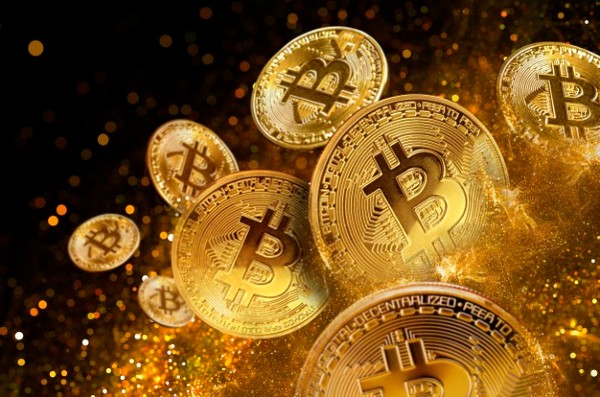 Mana dreapta a lui Warren Buffet: Urasc succesul Bitcoin. Contravine intereselor civilizatiei