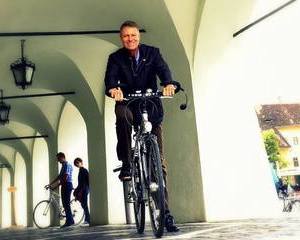 Presedintele Romaniei va indeamna sa mergeti cu bicicleta