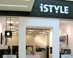 iStyle si-a schimbat design-ul pentru magazinele sale online