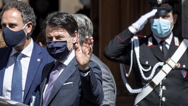 Italia a prelungit starea de urgenta pana in octombrie, desi partidele de opozitie s-au opus