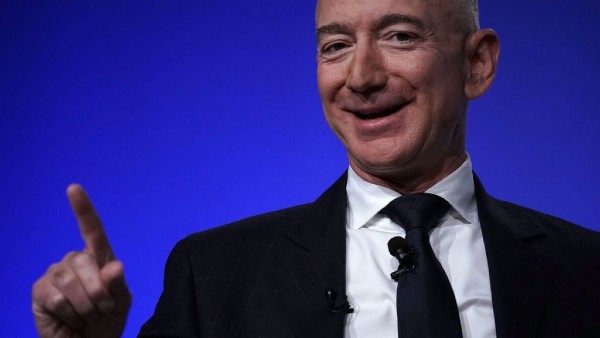 CEO-ul Amazon, in mijlocul unui scandal privind cresterea impozitului pe profit. Biden il acuza pe Jeff Bezos ca evita sa isi plateasca impozitul federal