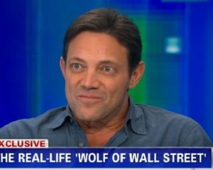 Lupul de pe Wall Street a sucit mintile oamenilor, in direct la CNN