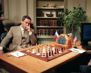 LECTIA DE MANAGEMENT: Enigma lui Kasparov