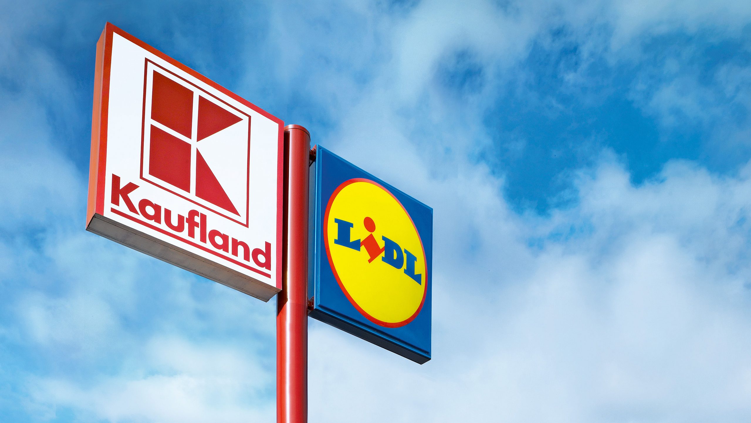 Kaufland si Lidl Romania doneaza 100.000 de bucati recoltoare pentru exudat nazal si faringian