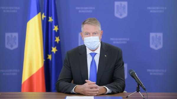 Klaus Iohannis: Sectorul industrial si comertul au intrat intr-o etapa de redresare. Guvernul a sustinut mediul de afaceri