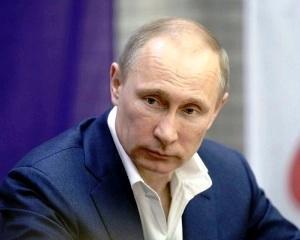 Liderul rus Vladimir Putin a anulat permisiunea Consiliului Federatiei de a folosi armata in Ucraina