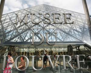 Aproape 9,5 milioane de persoane au vizitat Muzeul Luvru, in 2014