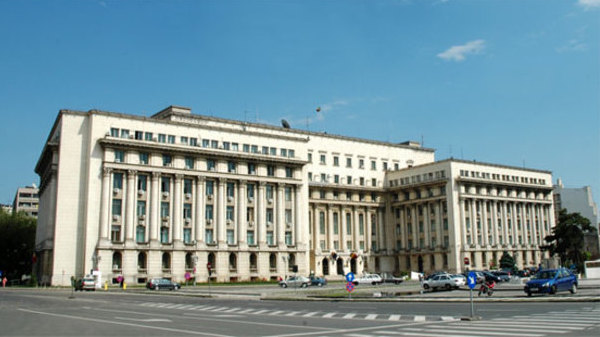 Porti deschise la Comitetul Central al PCR si in biroul lui Nicolae Ceausescu