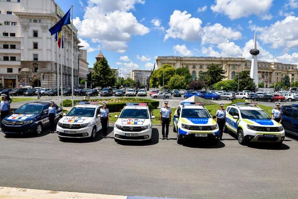 Un lot nou de autovehicule Dacia Duster, Logan si Dokker intra in dotarea Politiei Romane