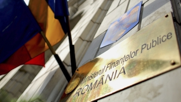 Fitch Ratings a reconfirmat ratingul de tara al Romaniei la BBB- si perspectiva stabila