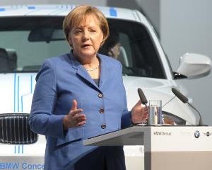 Partidul lui Angela Merkel a primit o donatie de 700.000 euro din partea BMW