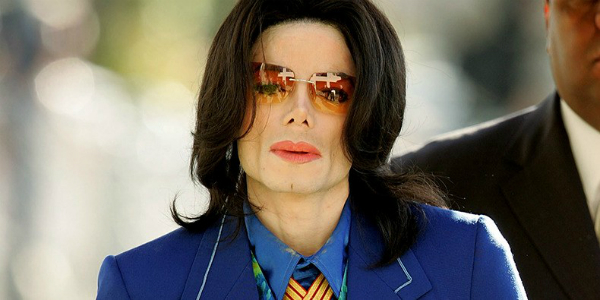Mostenitorii lui Michael Jackson dau in judecata HBO si cer 100 de milioane de dolari daune. Este implicata si Capitala Romaniei