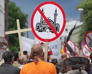 Cat de reusita este integrarea musulmanilor in Europa de Vest?