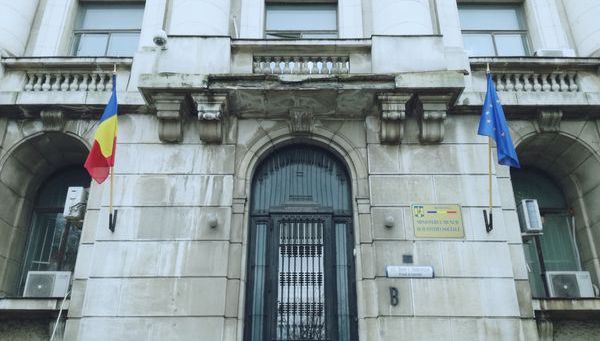 Un singur drum la institutiile MMPS. Posta electronica devine principalul mijloc de comunicare cu cetatenii
