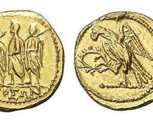 Ministerul Culturii anunta readucerea in tara a unui lot de cinci monede dacice din aur si a paisprezece podoabe dacice din argint